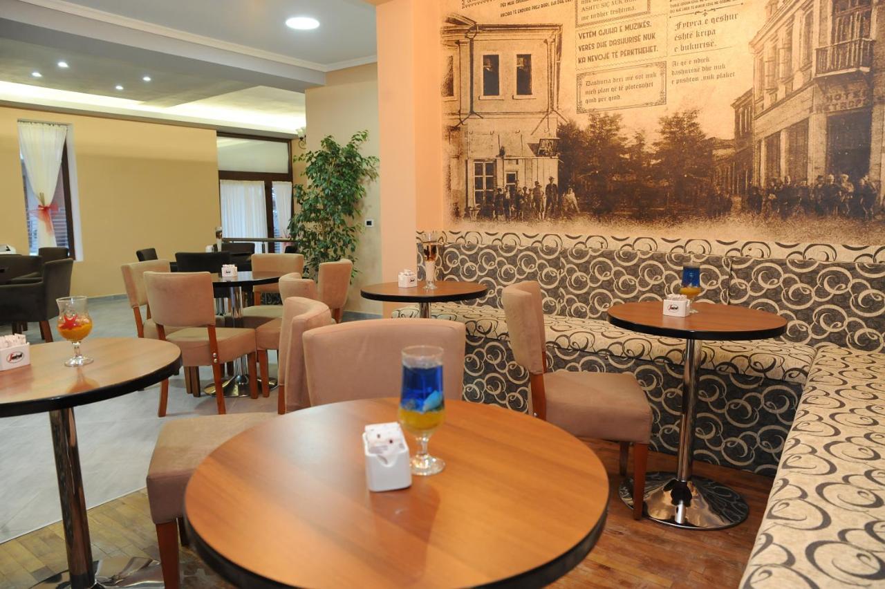 Korcasmilehotel Buitenkant foto